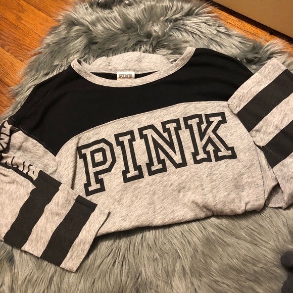 PINK Victoria's Secret Tops - VS Baseball TEE (SZ: XS)